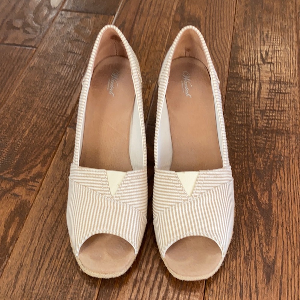Wedge open toe